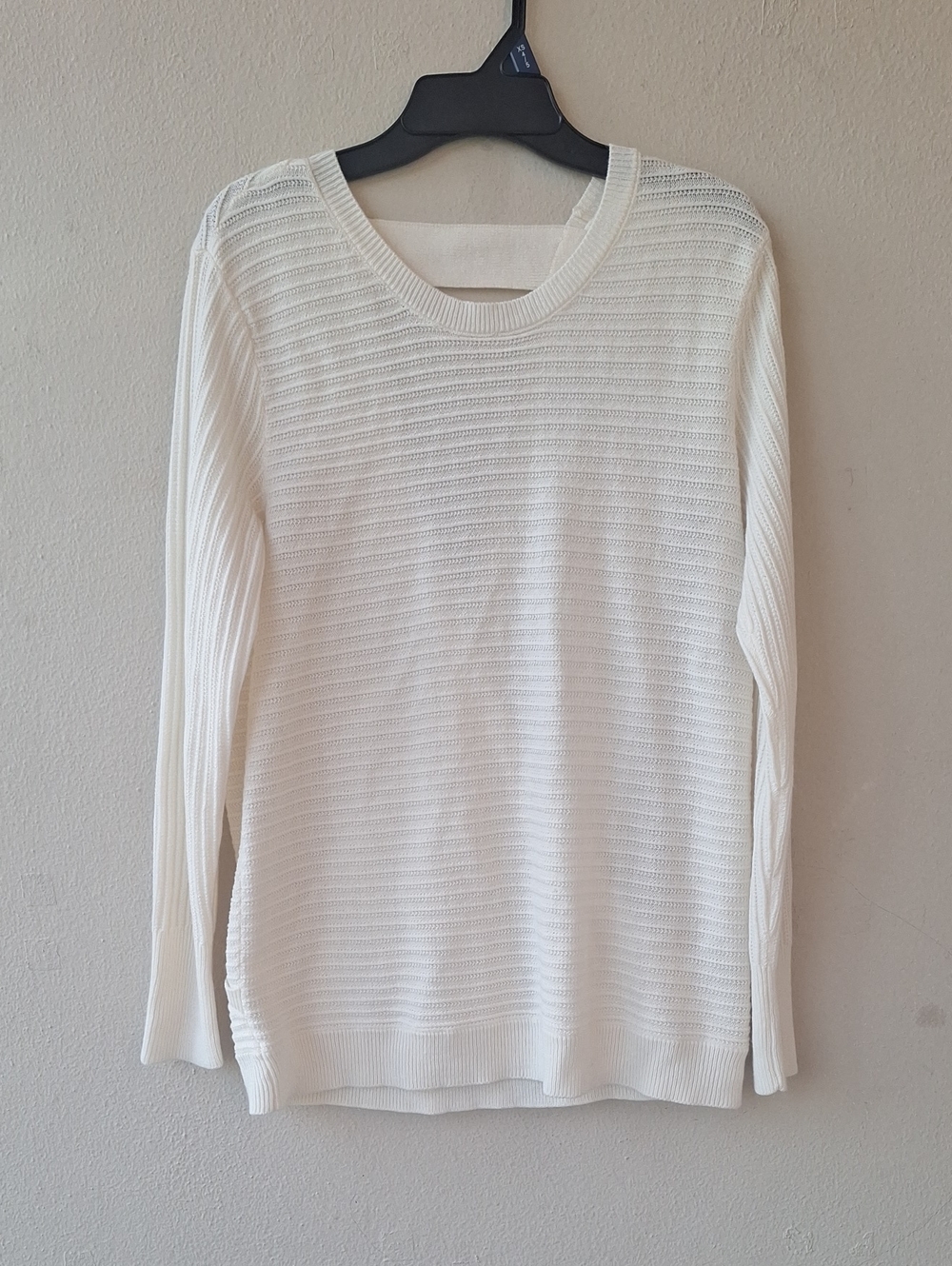 Soho Cream Lightweight Ribbed Crewneck Sweater Size XS